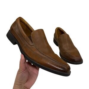 Clarks‎ Men's Size 10 Leather Loafers Ultimate Comfort Brown Slip-On Dress Shoes